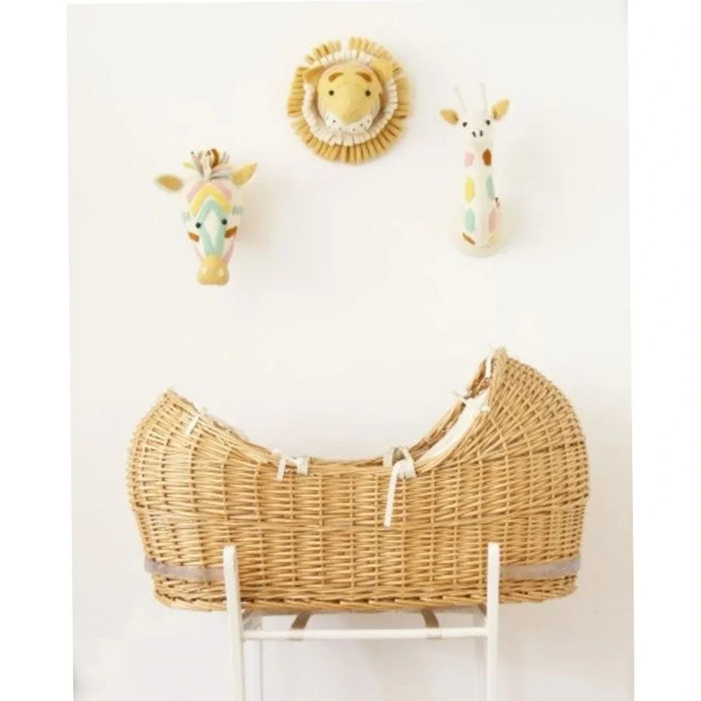 Needle Creations Lion Fabric Wall Décor Kit - DIY‎ Craft Project